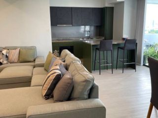 For rent 3 bedrooms condo in Huai Khwang, Bangkok