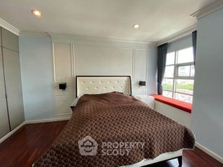 For rent 3 bedrooms condo in Ratchathewi, Bangkok
