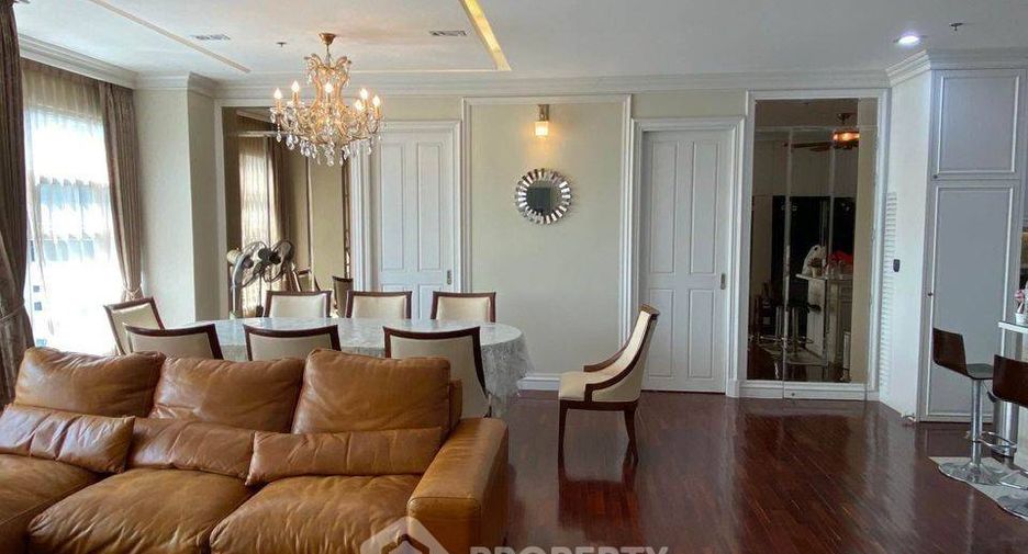 For rent 3 bedrooms condo in Ratchathewi, Bangkok