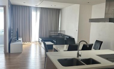 Condo en alquiler de 3 habitaciones en Khlong Toei, Bangkok