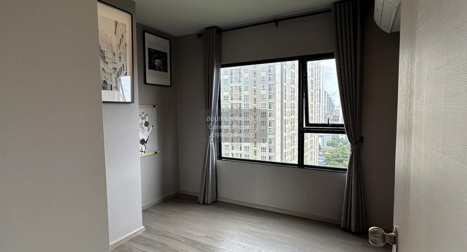 For rent 2 bedrooms condo in Chom Thong, Bangkok