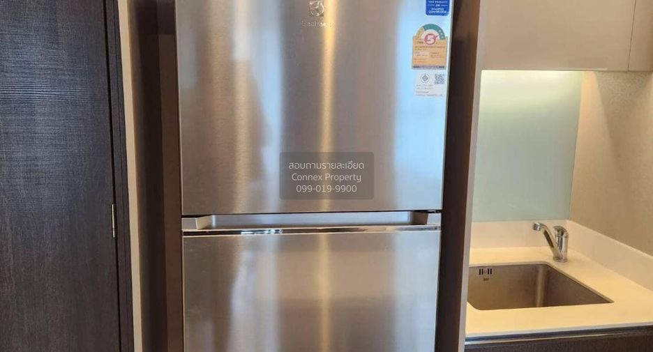For rent 2 bedrooms condo in Phaya Thai, Bangkok