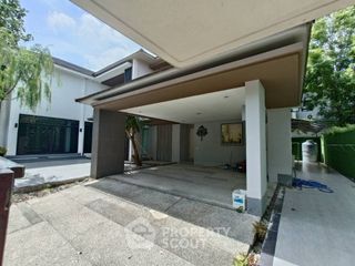 Haus zum Kauf mit 6 Zimmer in Thawi Watthana, Bangkok