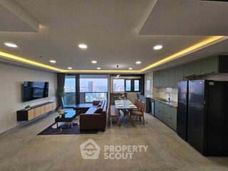 Продажа 3 спальни кондо в Кхлонг Тоеи, Бангкок