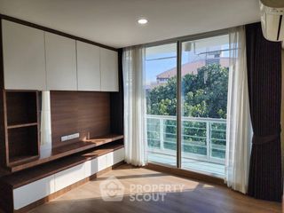 For sale 2 bedrooms condo in Phaya Thai, Bangkok