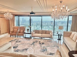 For sale 3 bedrooms condo in Pathum Wan, Bangkok