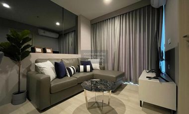For rent 2 bedrooms condo in Pathum Wan, Bangkok