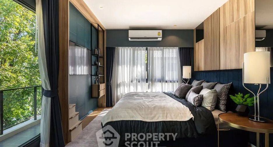 For sale 4 bedrooms house in Bang Phli, Samut Prakan