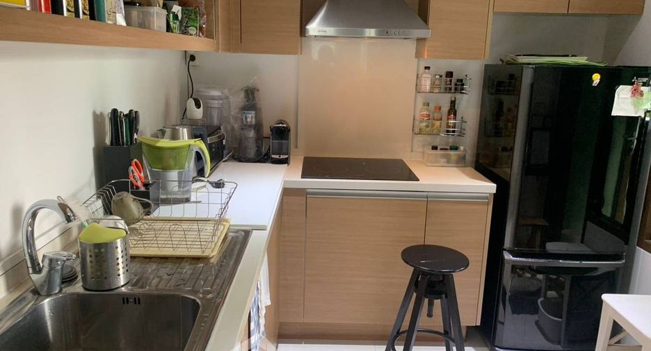 Продажа 3 спальни кондо в Кхлонг Тоеи, Бангкок