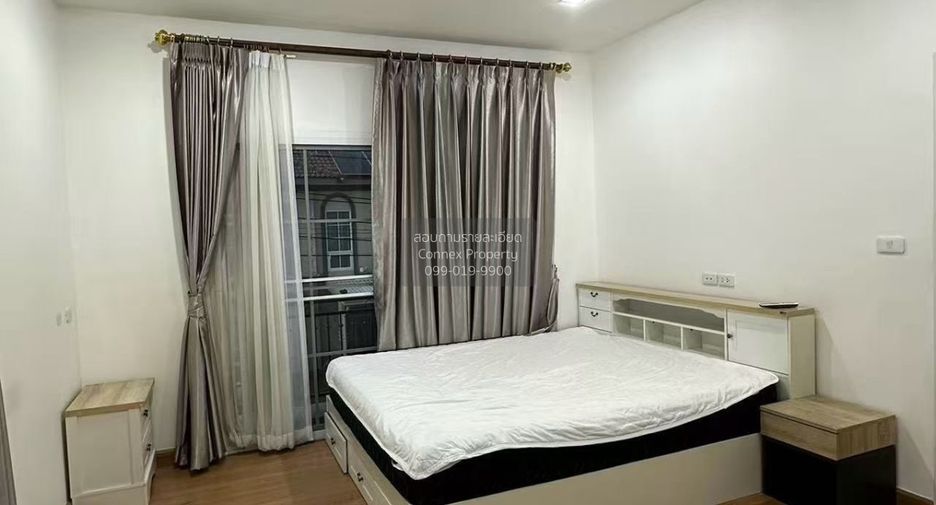 Casa en alquiler de 3 habitaciones en Bang Khae, Bangkok