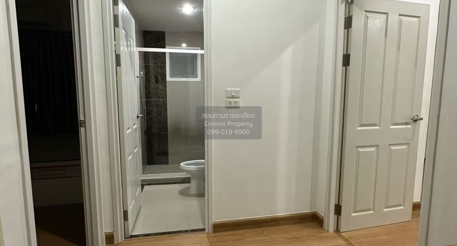 Casa en alquiler de 3 habitaciones en Bang Khae, Bangkok