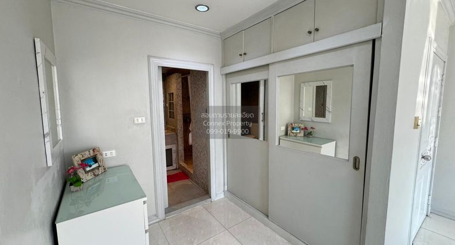 Wohnung zur Miete mit 1 Zimmer in Khlong Toei, Bangkok