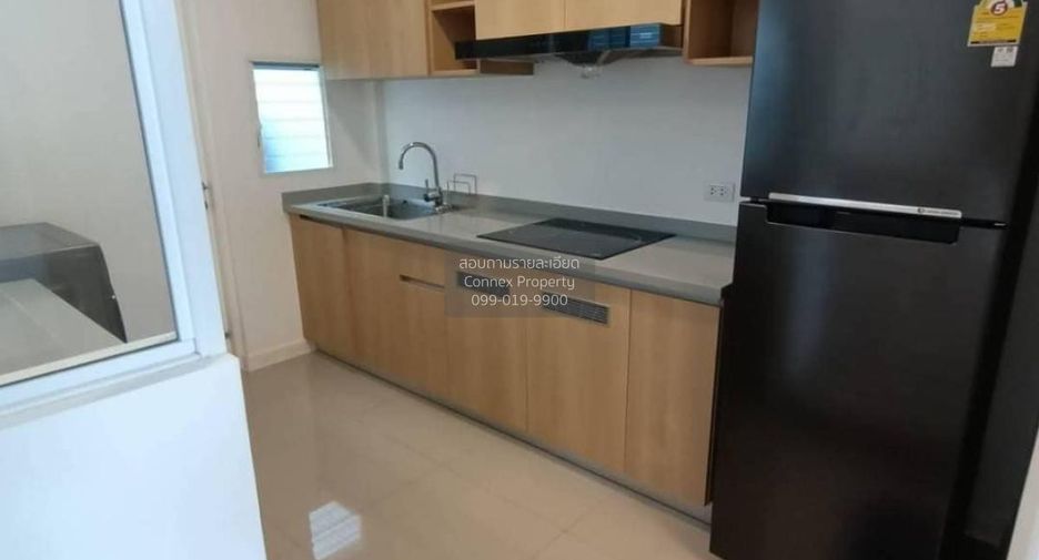 For rent 3 bedrooms townhouse in Prawet, Bangkok