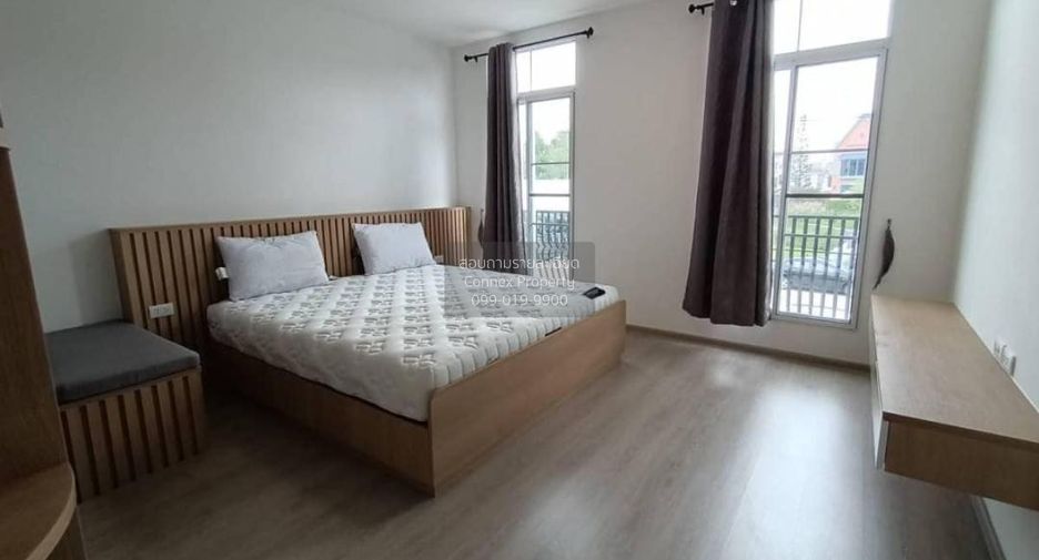 For rent 3 bedrooms townhouse in Prawet, Bangkok