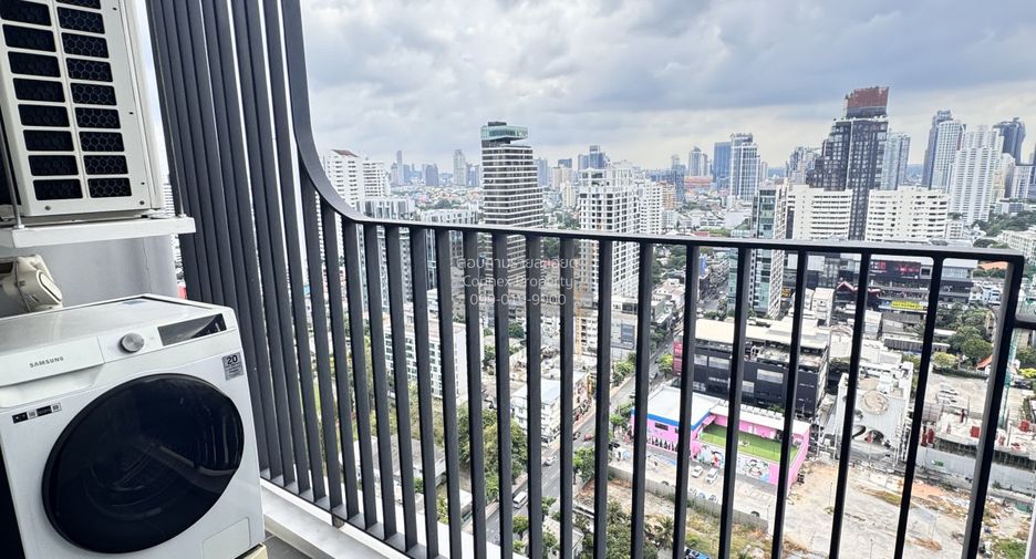 For rent 2 bedrooms condo in Din Daeng, Bangkok