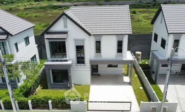 For sale 4 bedrooms house in Lat Krabang, Bangkok