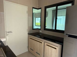 For sale 4 bedrooms house in Lat Krabang, Bangkok