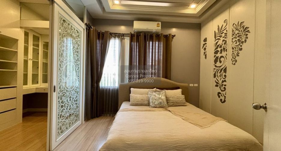 For rent 4 bedrooms townhouse in Bang Phli, Samut Prakan