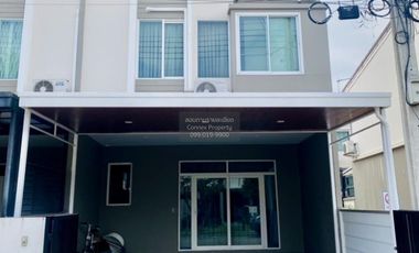 For rent 4 bedrooms townhouse 