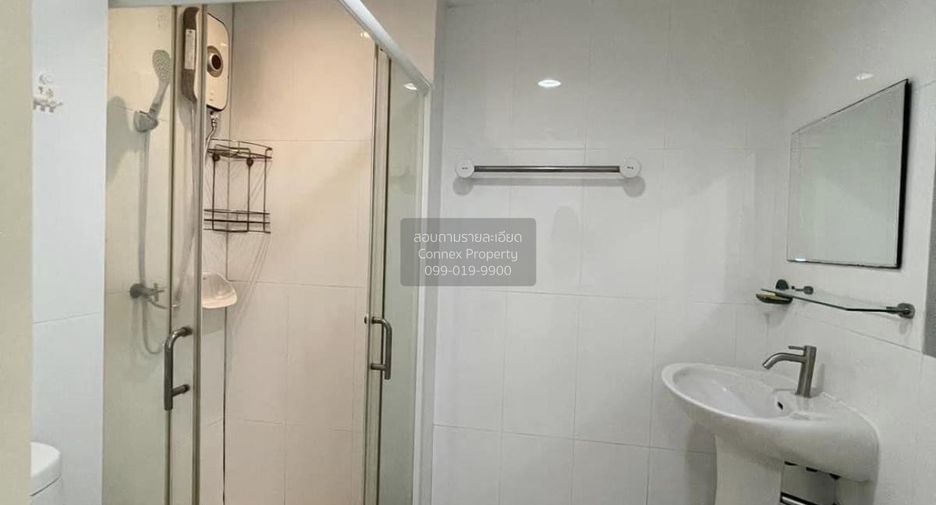 For rent 2 bedrooms condo in Bang Na, Bangkok