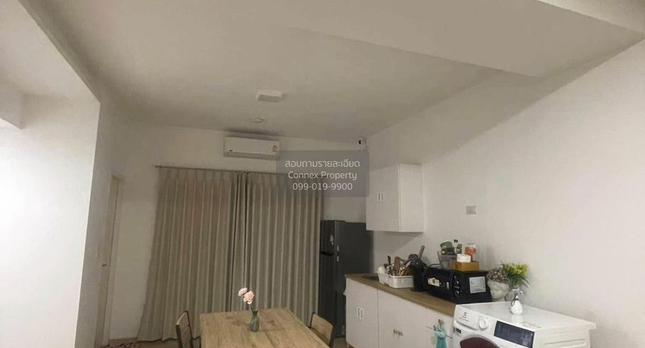 For rent 2 bedrooms townhouse in Phra Samut Chedi, Samut Prakan