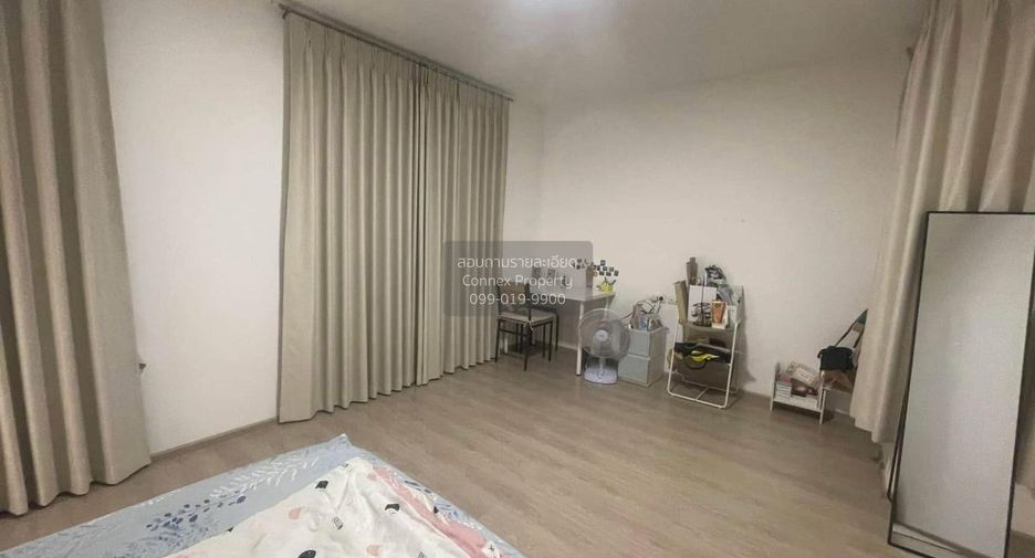 For rent 2 bedrooms townhouse in Phra Samut Chedi, Samut Prakan