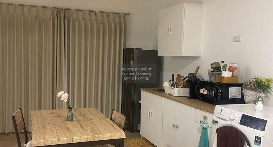 For rent 2 bedrooms townhouse in Phra Samut Chedi, Samut Prakan