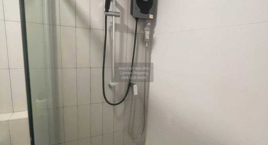 For rent 2 bedrooms townhouse in Phra Samut Chedi, Samut Prakan