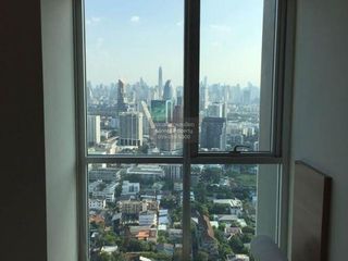 For rent 1 bed condo in Phaya Thai, Bangkok