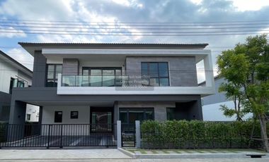 Casa en alquiler de 4 habitaciones en Bang Phli, Samut Prakan