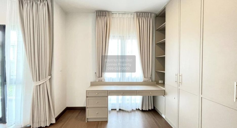 Casa en alquiler de 4 habitaciones en Bang Phli, Samut Prakan