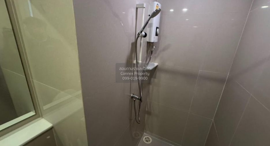 For rent 2 bedrooms condo in Din Daeng, Bangkok