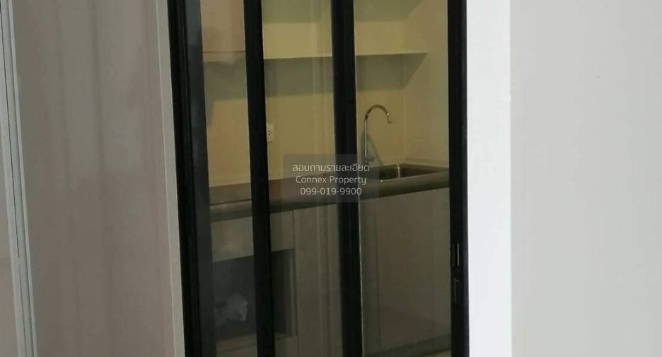 For rent 2 bedrooms condo in Din Daeng, Bangkok
