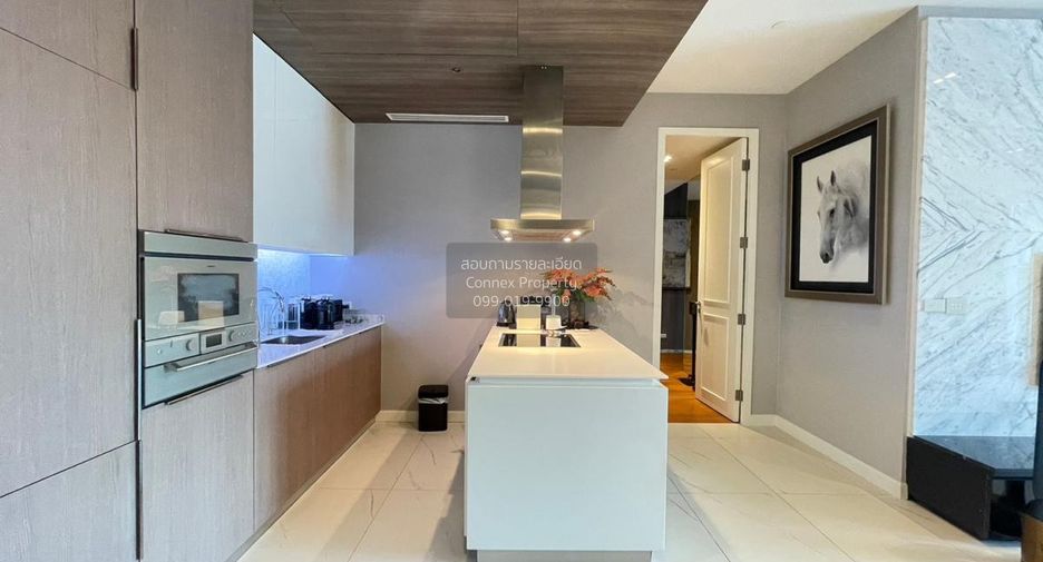 Wohnung zur Miete mit 2 Zimmer in Pathum Wan, Bangkok