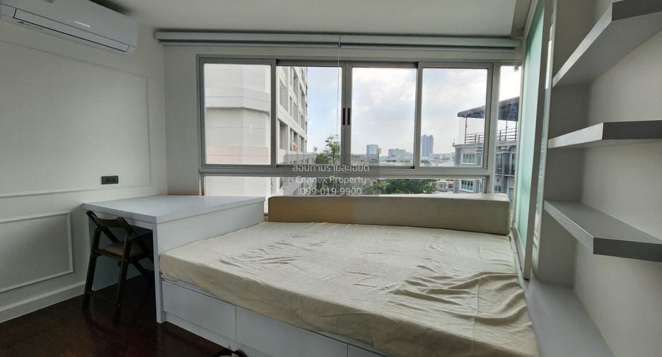 À louer 2 chambres condo à Bang Kho Laem, Bangkok