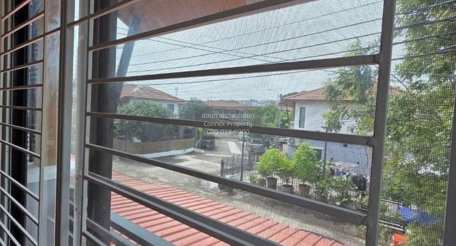 出租 3 卧室 联排别墅 在 Suan Luang, 曼谷