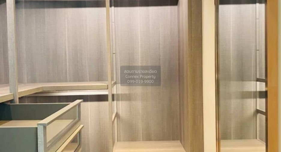 For rent 2 bedrooms condo in Pathum Wan, Bangkok