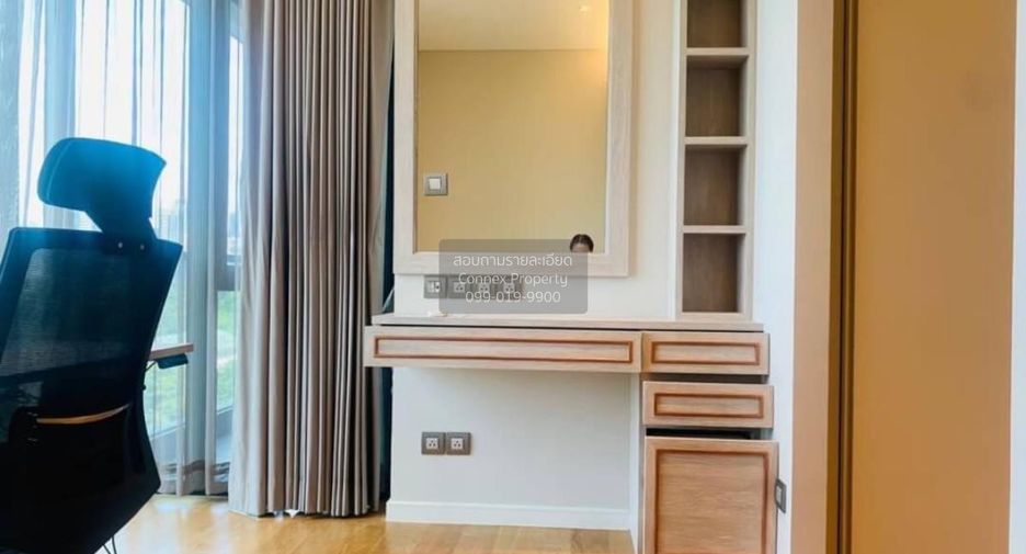 For rent 2 bedrooms condo in Pathum Wan, Bangkok
