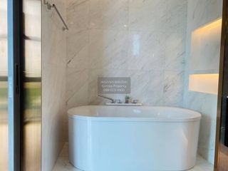 For rent 2 ベッドルーム condo in Pathum Wan, Bangkok