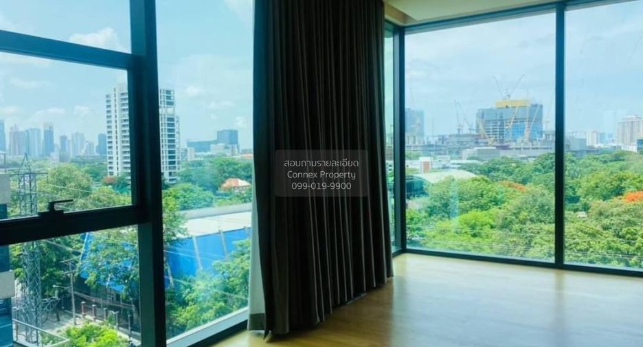 For rent 2 bedrooms condo in Pathum Wan, Bangkok