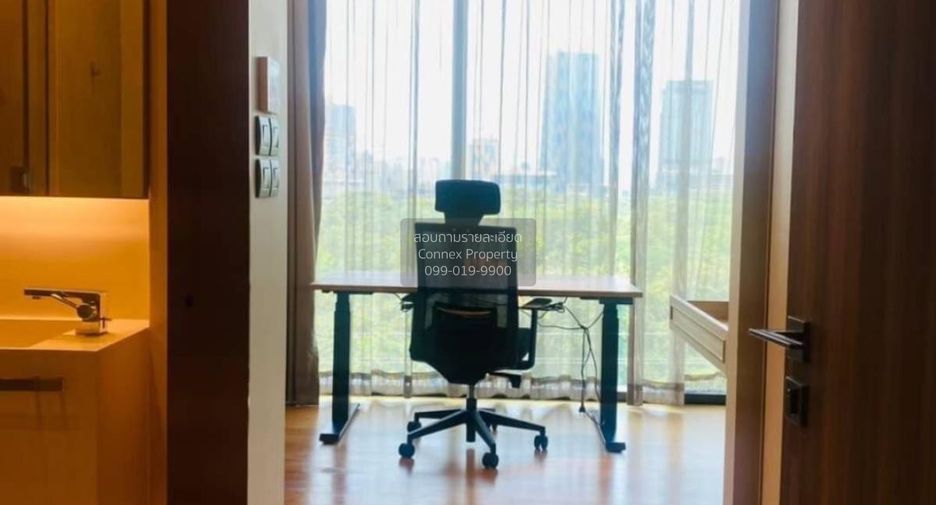 For rent 2 bedrooms condo in Pathum Wan, Bangkok