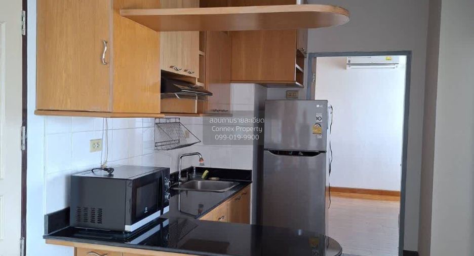For rent 2 bedrooms condo in Ratchathewi, Bangkok