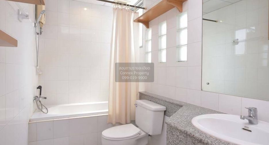 For rent 2 bedrooms condo in Ratchathewi, Bangkok