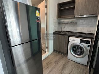 Condo en alquiler de 1 habitaciones en Bang Na, Bangkok