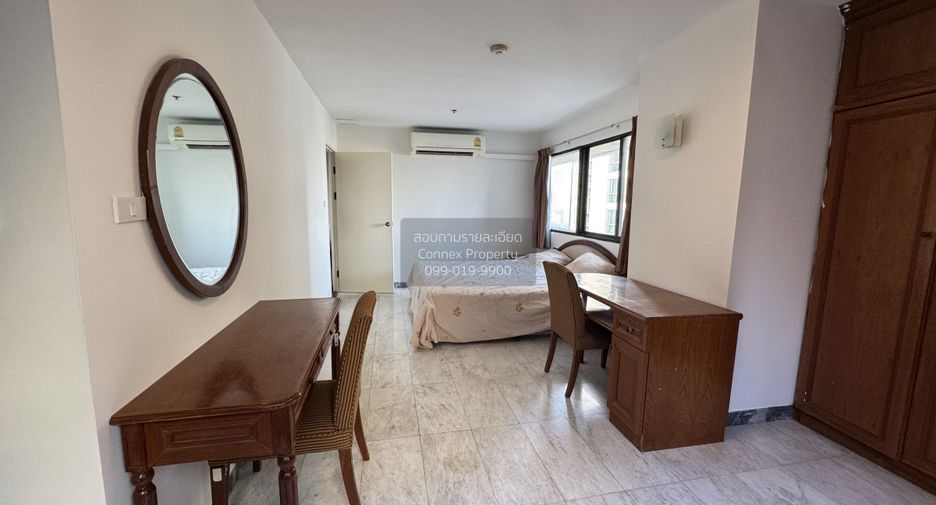 À louer 2 chambres condo à Pathum Wan, Bangkok