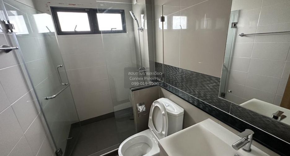 Haus zur Miete mit 5 Zimmer in Don Mueang, Bangkok