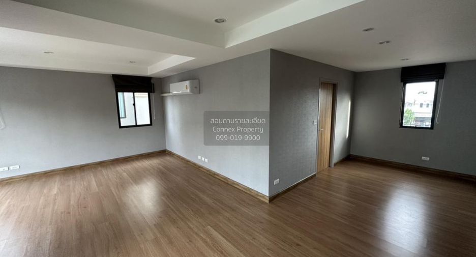 Haus zur Miete mit 5 Zimmer in Don Mueang, Bangkok