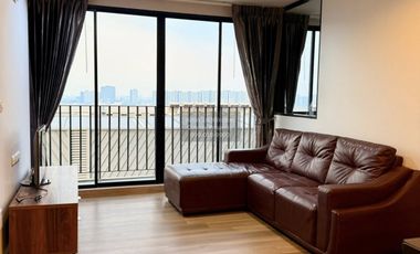 Condo en alquiler de 2 habitaciones en Bang Sue, Bangkok
