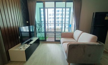 For rent 2 bedrooms condo in Thon Buri, Bangkok