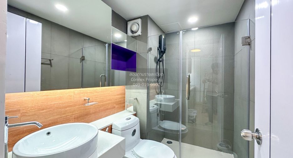 For rent 1 bed condo in Phaya Thai, Bangkok
